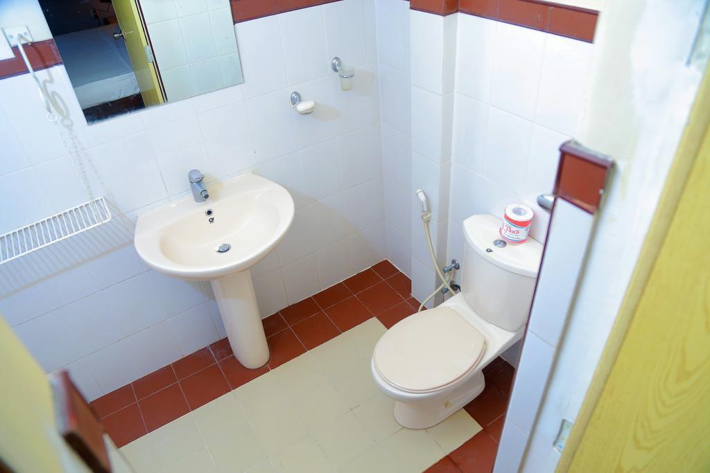 Holiday Nest Bed & Breakfast Wadduwa Pokój zdjęcie